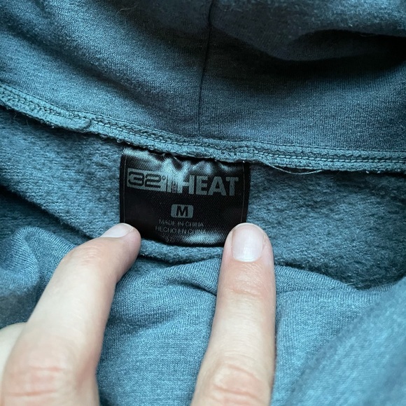 32* Heat cowl sweater - Picture 7 of 7